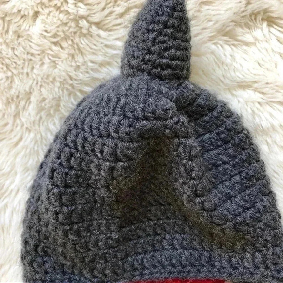Toddler Shark Winter  Hat Size 2 Years - Picture 8 of 8